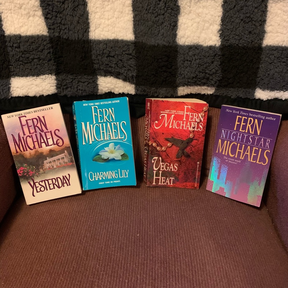 Fern Michaels 4 book bundle
